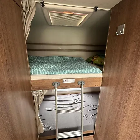 Na Kolech Kamp alanı *