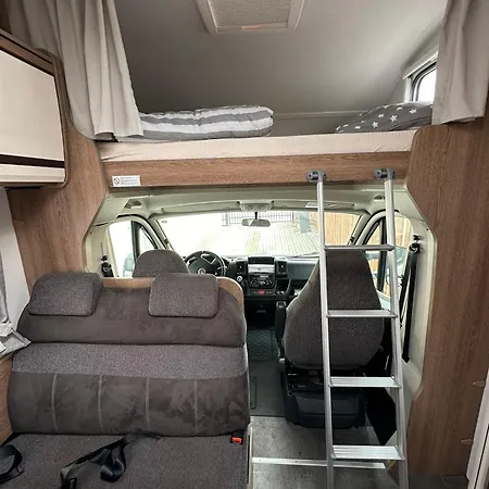 Na Kolech Kamp alanı *